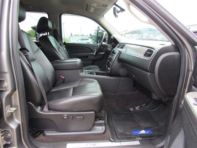 2013 Chevrolet Silverado 2500 LTZ   - Photo 12 - Appleton, WI 54915