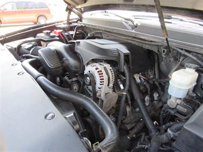 2010 Cadillac Escalade Premium   - Photo 24 - Appleton, WI 54915