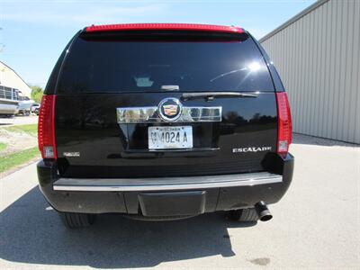 2010 Cadillac Escalade Premium   - Photo 7 - Appleton, WI 54915
