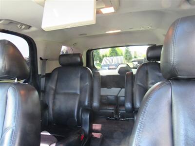 2010 Cadillac Escalade Premium   - Photo 16 - Appleton, WI 54915