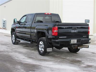 2015 GMC Sierra 2500 Denali   - Photo 5 - Appleton, WI 54915
