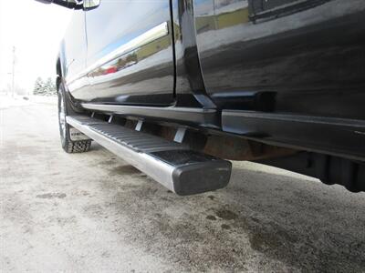 2015 GMC Sierra 2500 Denali   - Photo 11 - Appleton, WI 54915