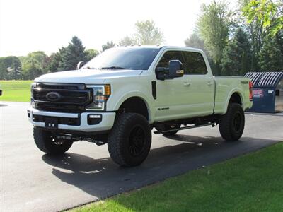 2022 Ford F-250 Super Duty Lariat   - Photo 5 - Appleton, WI 54915