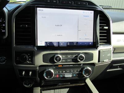 2022 Ford F-250 Super Duty Lariat   - Photo 18 - Appleton, WI 54915