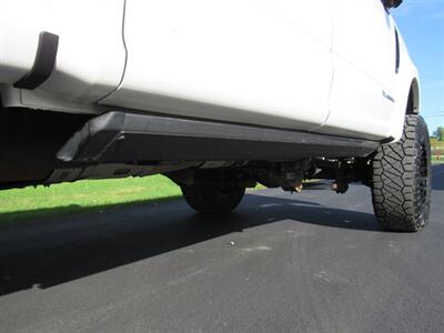 2022 Ford F-250 Super Duty Lariat   - Photo 11 - Appleton, WI 54915
