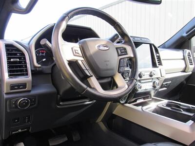 2022 Ford F-250 Super Duty Lariat   - Photo 14 - Appleton, WI 54915