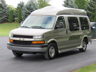 2004 Chevrolet Express 2500   - Photo 5 - Appleton, WI 54915