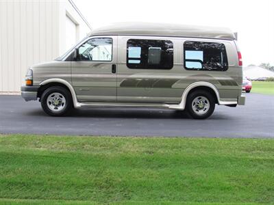2004 Chevrolet Express 2500   - Photo 4 - Appleton, WI 54915