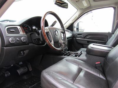 2012 GMC Sierra 2500 Denali   - Photo 18 - Appleton, WI 54915