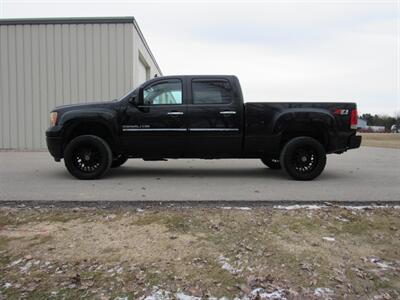 2012 GMC Sierra 2500 Denali   - Photo 4 - Appleton, WI 54915