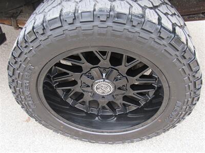 2012 GMC Sierra 2500 Denali   - Photo 14 - Appleton, WI 54915