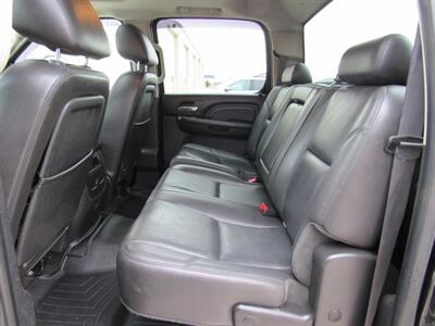 2012 GMC Sierra 2500 Denali   - Photo 15 - Appleton, WI 54915