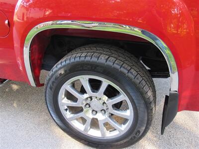 2007 GMC Sierra 1500 SLT SLT 4dr Crew Cab   - Photo 10 - Appleton, WI 54915