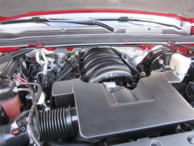 2015 Chevrolet Tahoe LT   - Photo 23 - Appleton, WI 54915