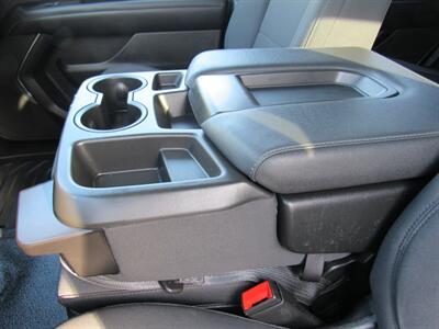 2021 Chevrolet Tahoe Special Service   - Photo 19 - Appleton, WI 54915