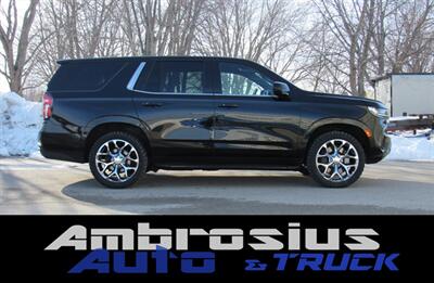 2021 Chevrolet Tahoe Special Service   - Photo 2 - Appleton, WI 54915