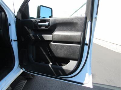 2021 Chevrolet Silverado 2500 Work Truck   - Photo 17 - Appleton, WI 54915