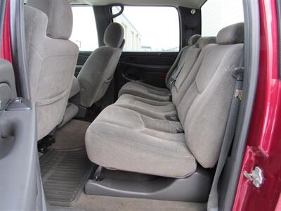 2006 Chevrolet Silverado 2500 LT1 LT1 4dr Crew Cab   - Photo 11 - Appleton, WI 54915