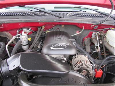 2006 Chevrolet Silverado 2500 LT1 LT1 4dr Crew Cab   - Photo 15 - Appleton, WI 54915