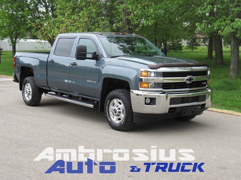 2015 Chevrolet Silverado 2500 LT   - Photo 1 - Appleton, WI 54915