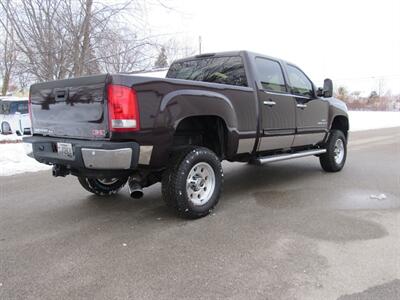 2008 GMC Sierra 2500 SLE2   - Photo 4 - Appleton, WI 54915