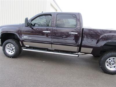 2008 GMC Sierra 2500 SLE2   - Photo 6 - Appleton, WI 54915