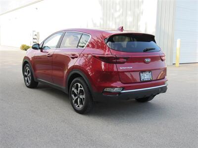 2021 Kia Sportage LX   - Photo 5 - Appleton, WI 54915