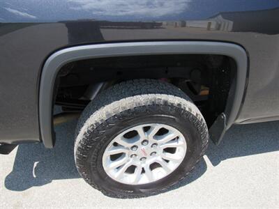 2014 GMC Sierra 1500 SLE   - Photo 8 - Appleton, WI 54915