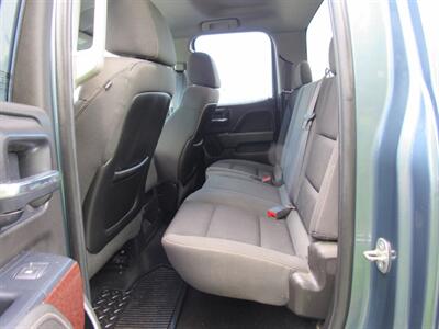 2015 GMC Sierra 2500 SLE   - Photo 14 - Appleton, WI 54915