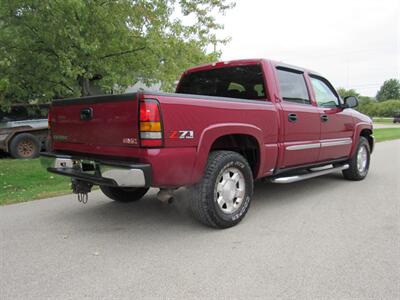 2006 GMC Sierra 1500 SLE1 SLE1 4dr Crew Cab   - Photo 7 - Appleton, WI 54915