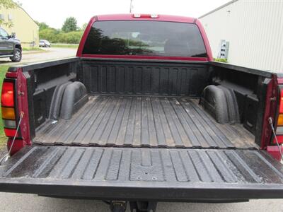 2006 GMC Sierra 1500 SLE1 SLE1 4dr Crew Cab   - Photo 9 - Appleton, WI 54915