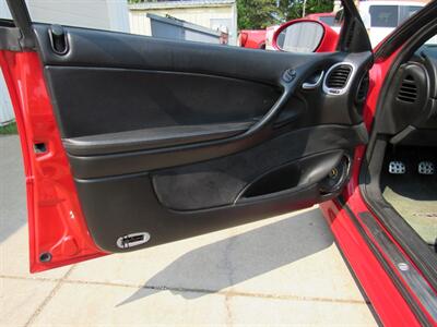 2004 Pontiac GTO   - Photo 13 - Appleton, WI 54915