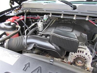 2013 Chevrolet Silverado 2500 LT   - Photo 16 - Appleton, WI 54915
