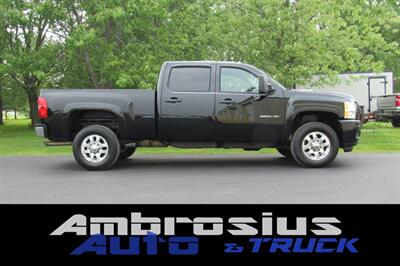 2013 Chevrolet Silverado 2500 LT   - Photo 2 - Appleton, WI 54915