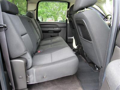 2013 Chevrolet Silverado 2500 LT   - Photo 14 - Appleton, WI 54915