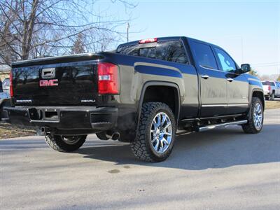 2015 GMC Sierra 1500 Denali   - Photo 5 - Appleton, WI 54915