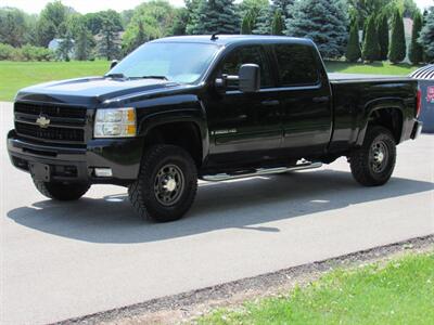 2007 Chevrolet Silverado 2500 LT1 LT1 4dr Crew Cab   - Photo 8 - Appleton, WI 54915