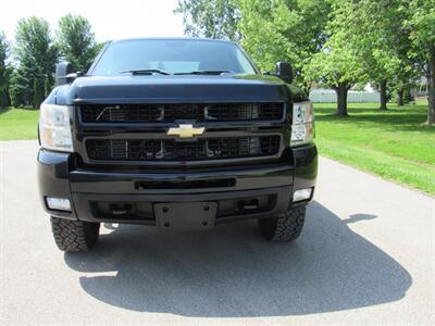 2007 Chevrolet Silverado 2500 LT1 LT1 4dr Crew Cab   - Photo 4 - Appleton, WI 54915