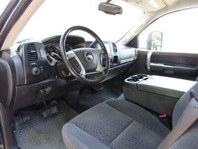 2007 Chevrolet Silverado 2500 LT1 LT1 4dr Crew Cab   - Photo 17 - Appleton, WI 54915
