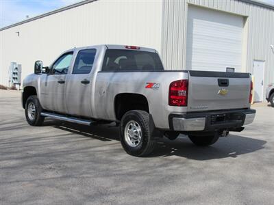 2009 Chevrolet Silverado 2500 Work Truck   - Photo 8 - Appleton, WI 54915
