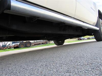 2009 Chevrolet Silverado 2500 Work Truck   - Photo 12 - Appleton, WI 54915