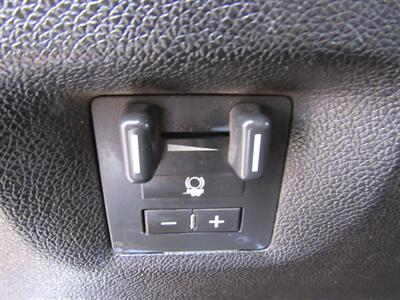 2009 Chevrolet Silverado 2500 Work Truck   - Photo 17 - Appleton, WI 54915