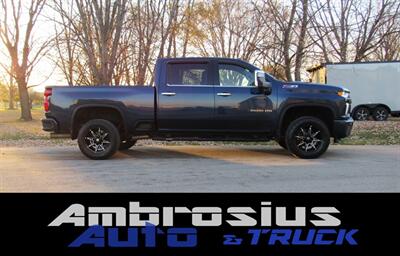 2022 Chevrolet Silverado 3500 LTZ   - Photo 2 - Appleton, WI 54915