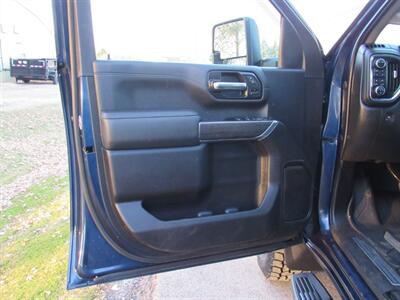 2022 Chevrolet Silverado 3500 LTZ   - Photo 18 - Appleton, WI 54915