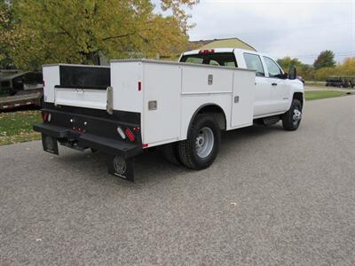 2019 Chevrolet Silverado 3500HD CC Work Truck   - Photo 4 - Appleton, WI 54915