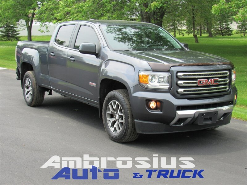 2015 GMC Canyon SLE   - Photo 1 - Appleton, WI 54915
