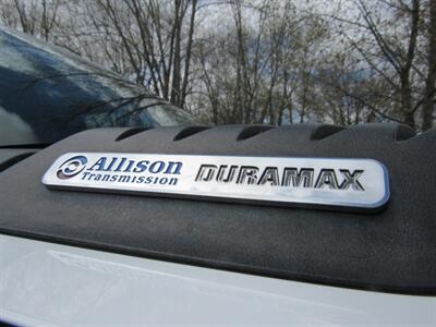 2009 Chevrolet Silverado 2500 LT   - Photo 18 - Appleton, WI 54915