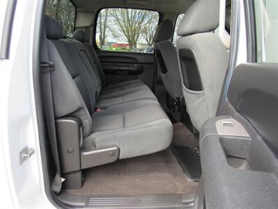 2009 Chevrolet Silverado 2500 LT   - Photo 20 - Appleton, WI 54915