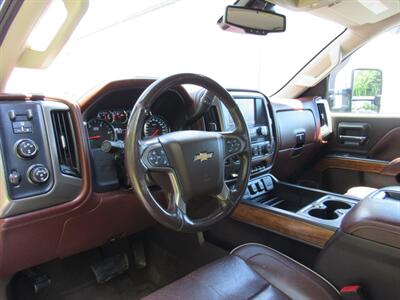 2015 Chevrolet Silverado 2500 High Country   - Photo 12 - Appleton, WI 54915