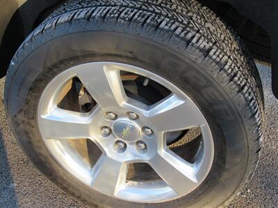 2016 Chevrolet Tahoe LT   - Photo 9 - Appleton, WI 54915